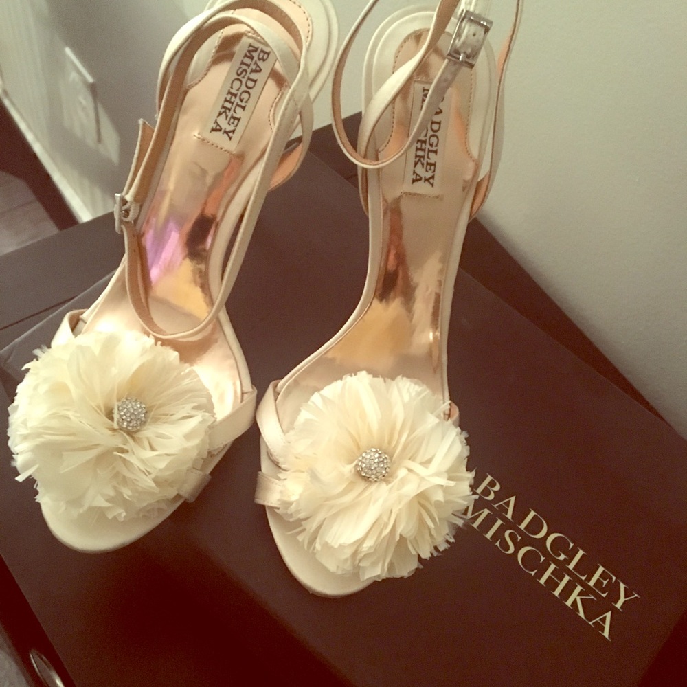 BADGLEY MISCHKA SHOES Size 10